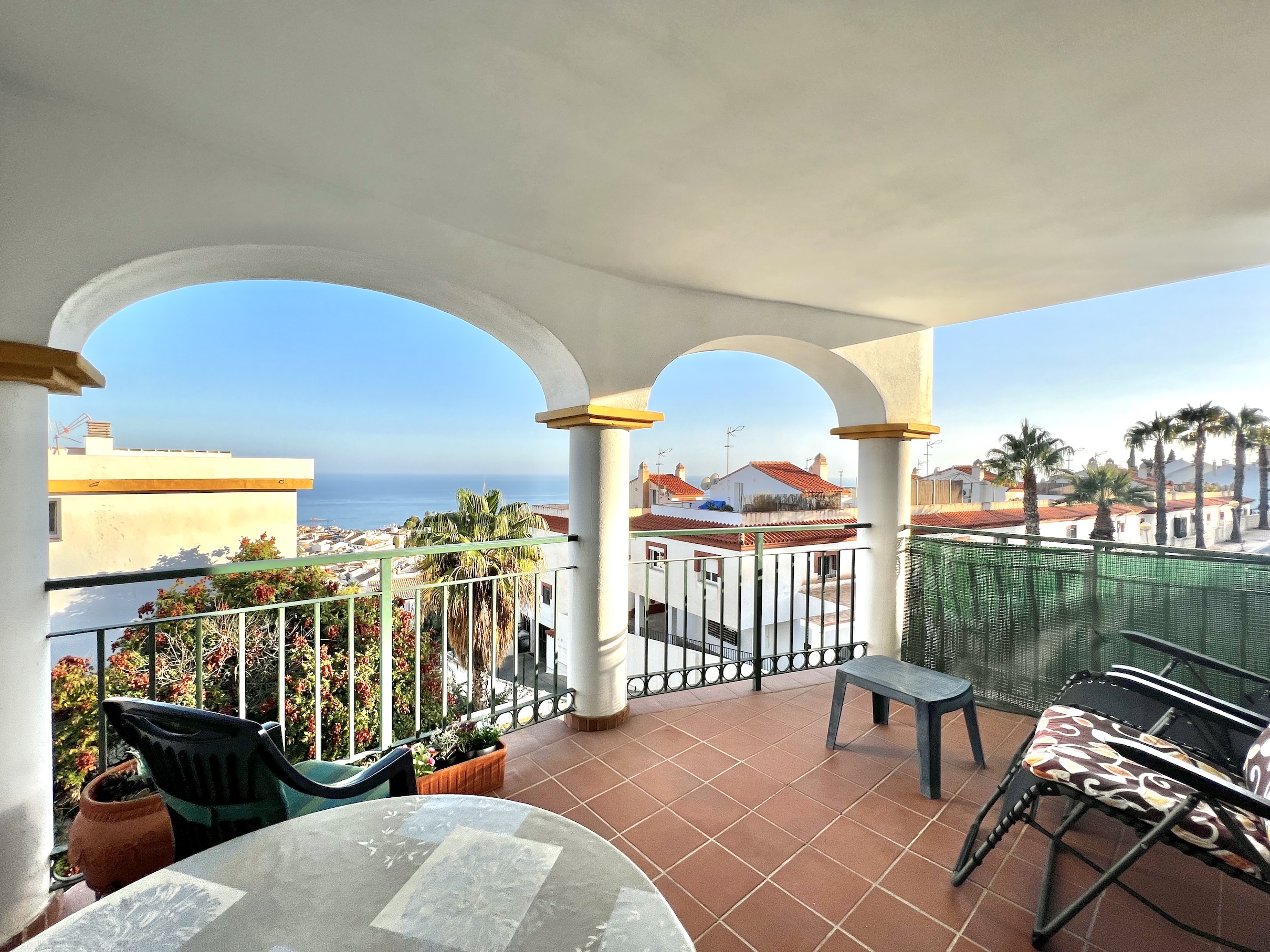 Incredible Views from this Beautifully Maintained Three-Bedroom Flat in Piso Aljarafe – Benalmadena Pueblo