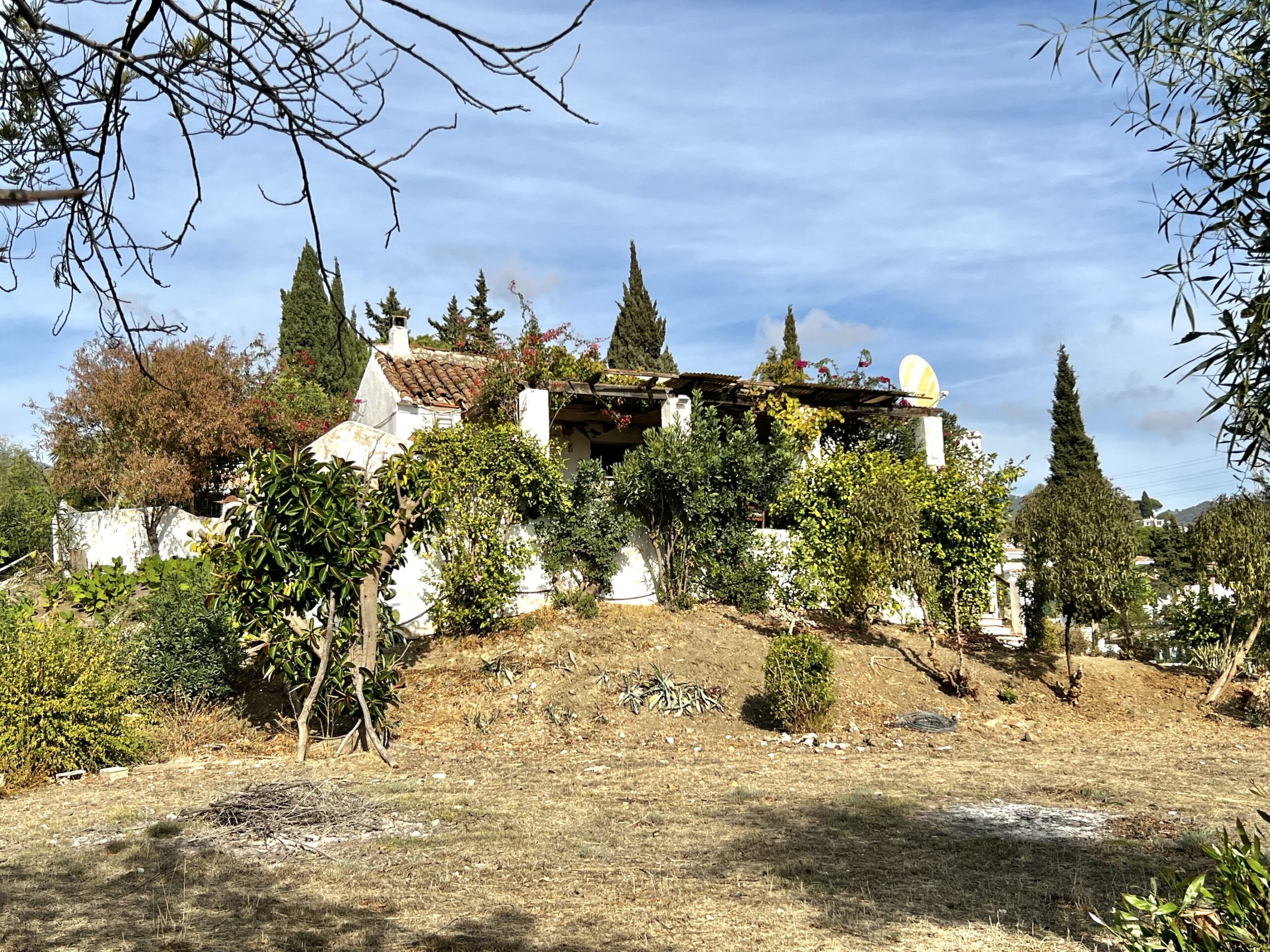 Historic Farmhouse Located on a Beautiful Olive Grove of 5.975 m2 – Situated in the Pristine Hills of Mijas Pueblo